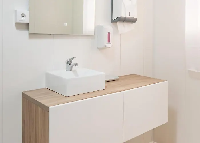 Abrigo Dos By Mth Prazeres