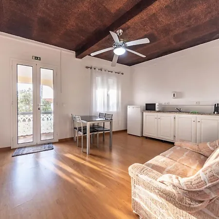 Abrigo Dos By Mth بيت ضيافة *